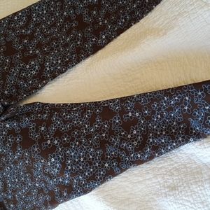 NEVER WORN  Yoga/Leggings cotton/spandex SO CUTE!